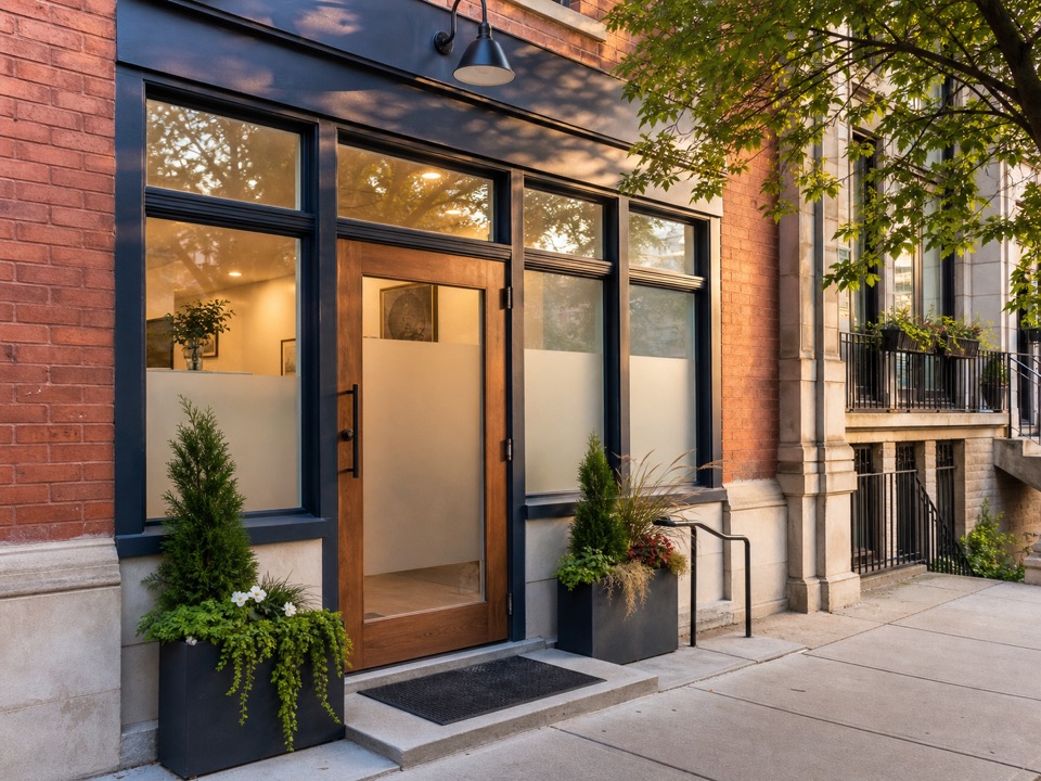 Willow Chiropractic clinic entrance